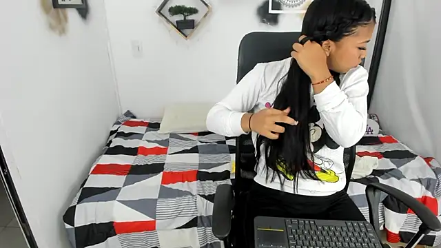 Yuleimys rosse online show from January 11, 2026, 2:51 am