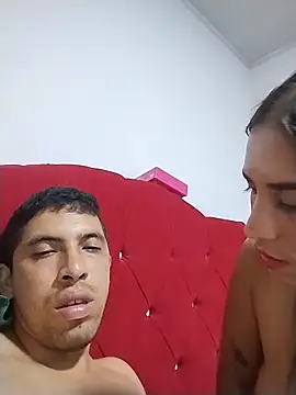 Snapshot of sol_and_artur chatting on April 10, 2026, 8:38 pm sol and artur online show from April 10, 2026, 8:38 pm