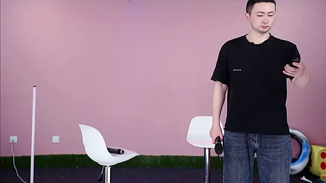 w-lucky online show from February 16, 2026, 3:21 pm