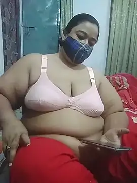 momo loves online show from April 12, 2026, 6:11 pm