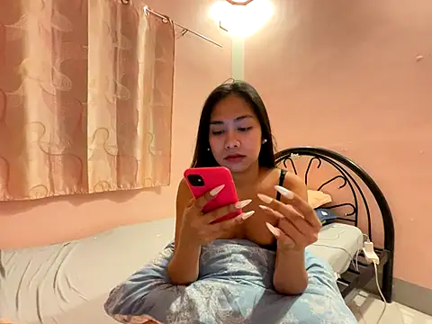 Mira Janee online show from January 8, 2026, 10:32 am