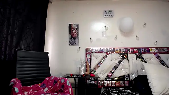 Snapshot of abril_onnel chatting on March 6, 2025, 6:05 pm abril onnel online show from March 6, 2025, 6:05 pm