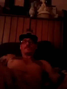 Snapshot of THUROBREED83 chatting on October 27, 2025, 6:47 am THUROBREED83 online show from October 27, 2025, 6:47 am