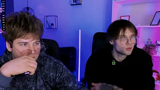 Snapshot of mister_alex_ chatting on February 9, 2026, 12:14 pm mister alex online show from February 9, 2026, 12:14 pm