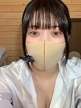 minami room online show from April 3, 2026, 6:20 am