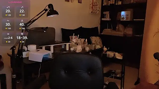 Xiaojuzi- online show from April 15, 2026, 1:48 pm