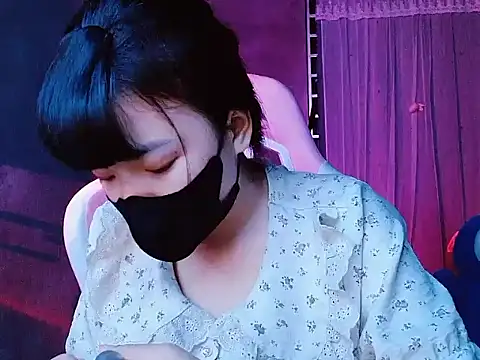 -Tamy- online show from March 1, 2026, 2:39 pm