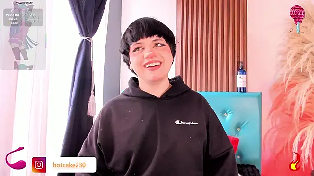 Snapshot of Hiddenhotcake chatting on February 2, 2026, 7:24 pm Hiddenhotcake online show from February 2, 2026, 7:24 pm