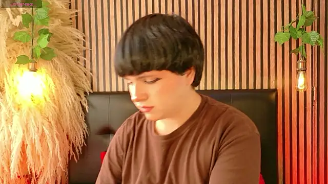 Snapshot of Hiddenhotcake chatting on March 3, 2026, 6:37 pm Hiddenhotcake online show from March 3, 2026, 6:37 pm