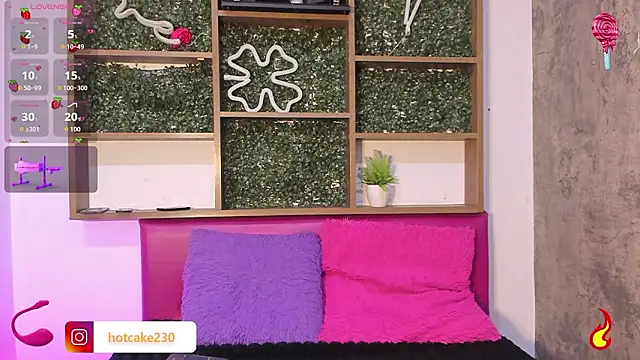 Snapshot of Hiddenhotcake chatting on February 9, 2026, 7:23 pm Hiddenhotcake online show from February 9, 2026, 7:23 pm