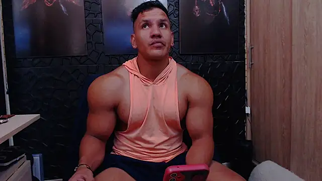 Snapshot of viktor_herrera chatting on June 26, 2026, 1:39 pm viktor herrera online show from June 26, 2026, 1:39 pm