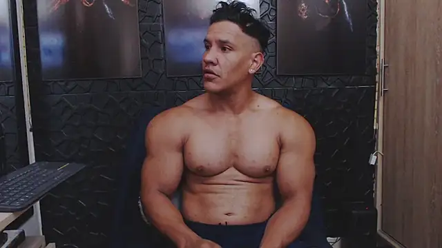 Snapshot of viktor_herrera chatting on May 17, 2026, 2:06 pm viktor herrera online show from May 17, 2026, 2:06 pm