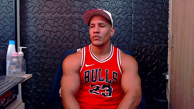 Snapshot of viktor_herrera chatting on February 11, 2026, 4:18 pm viktor herrera online show from February 11, 2026, 4:18 pm