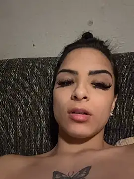 Evelin199 online show from March 7, 2026, 8:25 pm