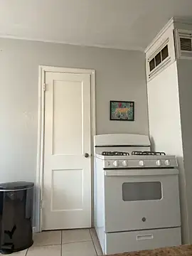 Snapshot of jojosbizarrelyf chatting on February 24, 2026, 4:08 pm jojosbizarrelyf online show from February 24, 2026, 4:08 pm