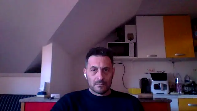 colosone online show from April 4, 2026, 1:39 pm