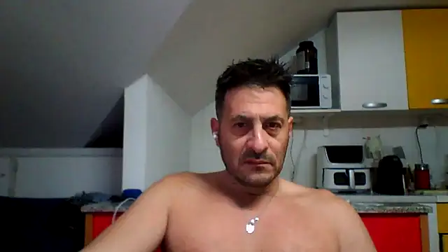 Snapshot of colosone chatting on November 21, 2025, 8:46 am colosone online show from November 21, 2025, 8:46 am