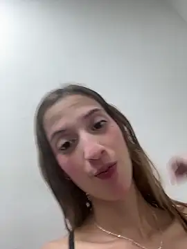 emilywilliis online show from February 26, 2026, 1:00 pm