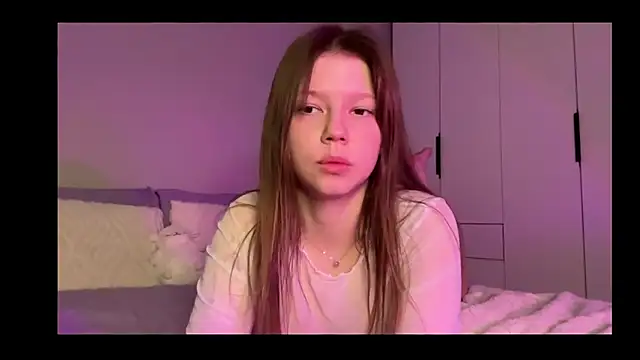 karalinhks online show from March 10, 2026, 10:14 pm