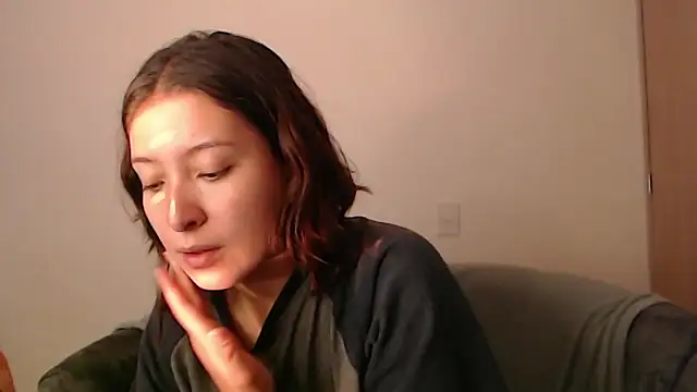 Snapshot of -Ivonnys chatting on February 23, 2026, 8:20 pm -Ivonnys online show from February 23, 2026, 8:20 pm