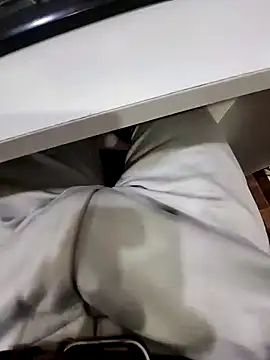 rohit16770 online show from April 9, 2026, 5:09 am