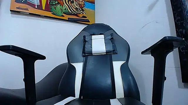 michell hot29 online show from February 16, 2026, 11:35 pm