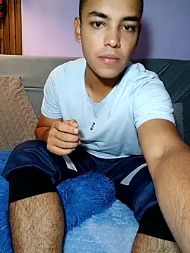 studentdeivy  online show from January 13, 2026, 11:03 am