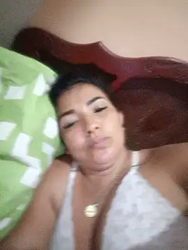 Crystal-01 online show from May 15, 2026, 5:38 am