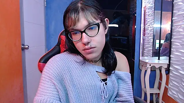 lilith ayanami online show from June 8, 2026, 1:33 pm