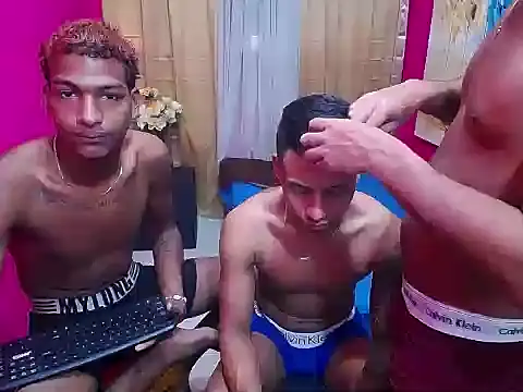 hugecock black online show from January 16, 2026, 7:18 pm