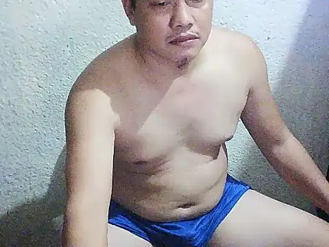 Snapshot of UrAsianGuy90 chatting on January 17, 2026, 9:57 am UrAsianGuy90 online show from January 17, 2026, 9:57 am