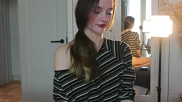 Lilyblush online show from January 10, 2026, 6:31 am