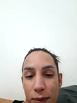 Snapshot of ofjuliaa chatting on February 26, 2026, 7:30 am ofjuliaa online show from February 26, 2026, 7:30 am