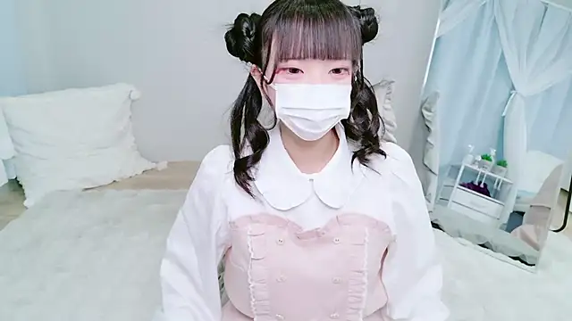 Snapshot of Nonn_chan chatting on February 17, 2026, 4:10 am Nonn chan online show from February 17, 2026, 4:10 am