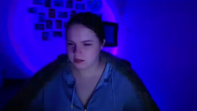 Snapshot of Kitty_Mia_Kitty chatting on February 23, 2026, 6:47 am Kitty Mia Kitty online show from February 23, 2026, 6:47 am