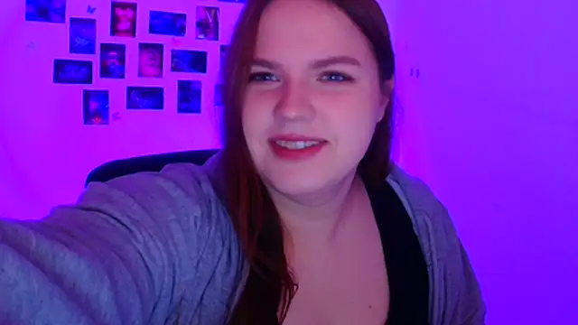 Snapshot of Kitty_Mia_Kitty chatting on February 19, 2026, 6:43 am Kitty Mia Kitty online show from February 19, 2026, 6:43 am