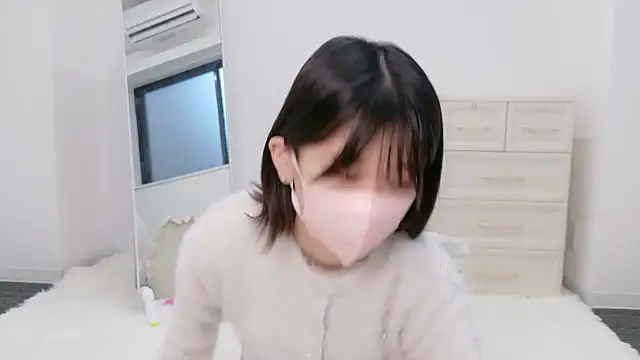 Snapshot of yuruchan_ chatting on March 4, 2026, 8:22 am yuruchan online show from March 4, 2026, 8:22 am