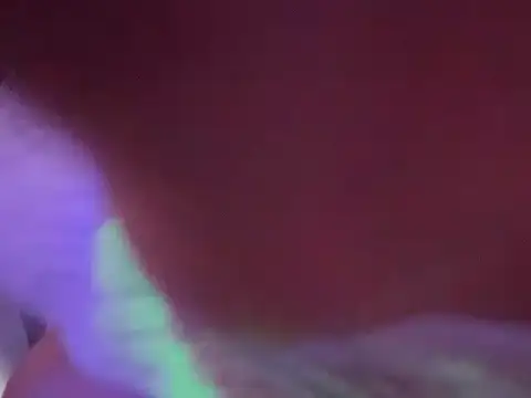 Lol-222 online show from April 20, 2026, 5:47 pm