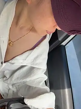 wy2026 online show from April 17, 2026, 4:04 am