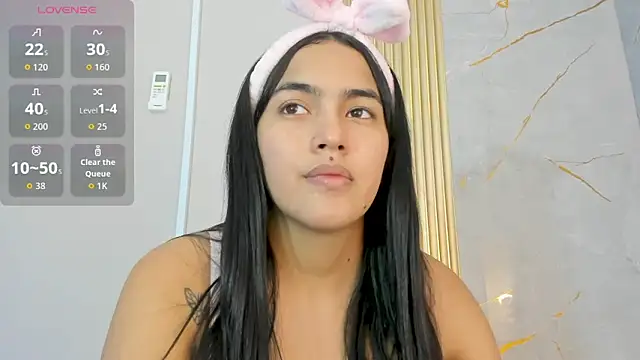 AlanaBlair  online show from February 26, 2026, 7:47 pm