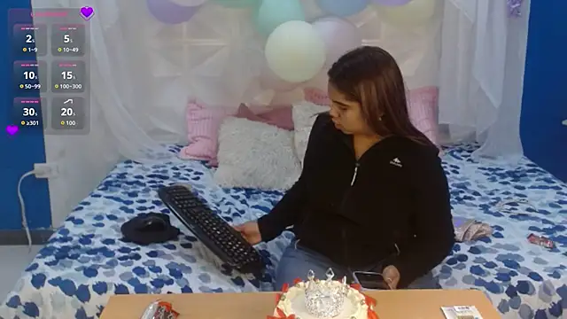 esmeralda cuisman online show from March 1, 2026, 11:54 am