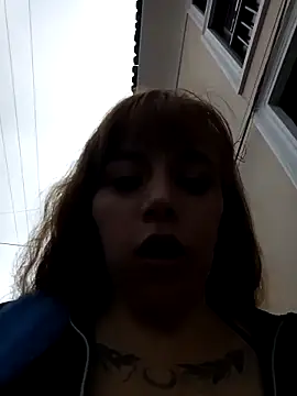 ISABELLA-01  online show from April 16, 2026, 6:52 pm