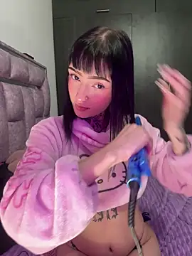 dulce-katt online show from February 23, 2026, 11:27 pm