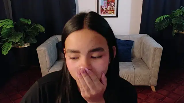 SofiaMante  online show from March 6, 2026, 10:38 pm