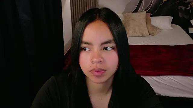 SofiaMante  online show from March 8, 2026, 7:06 pm