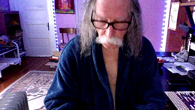 LickYourYoni online show from April 13, 2026, 2:54 pm