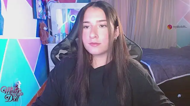 Mysticdooll69 online show from July 10, 2026, 7:36 pm