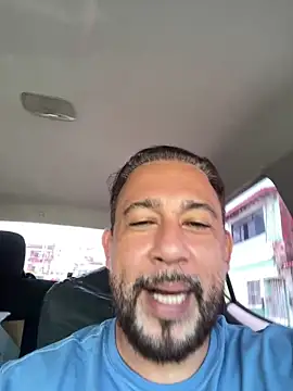 Snapshot of fabbronxer chatting on February 13, 2026, 2:17 pm fabbronxer online show from February 13, 2026, 2:17 pm