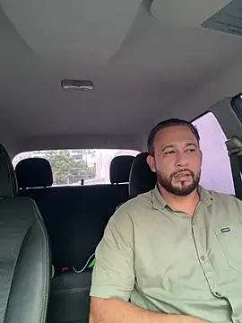 Snapshot of fabbronxer chatting on February 5, 2026, 7:10 pm fabbronxer online show from February 5, 2026, 7:10 pm