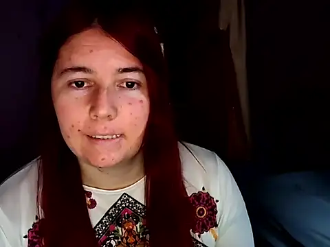 Snapshot of SUBMISSIVE8 chatting on April 15, 2026, 8:20 pm SUBMISSIVE8 online show from April 15, 2026, 8:20 pm